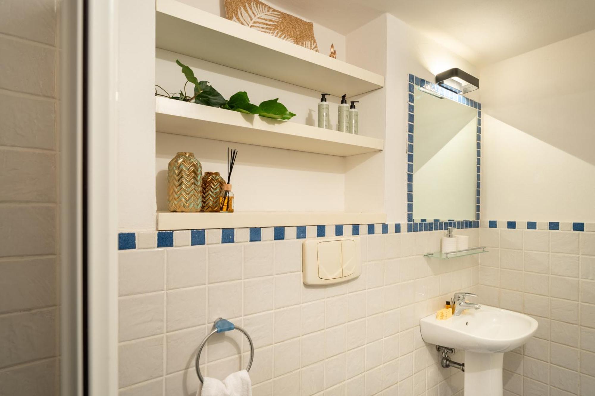 Via Cimabue 8B - Florence Charming Apartments - Metropolitan Loft In Florence - 20 Minute Walk To City Center - Excellent Base For Exploring - Less Than 5 Minute Walk To The Supermarket - Amazing Bakery On The Corner Esterno foto